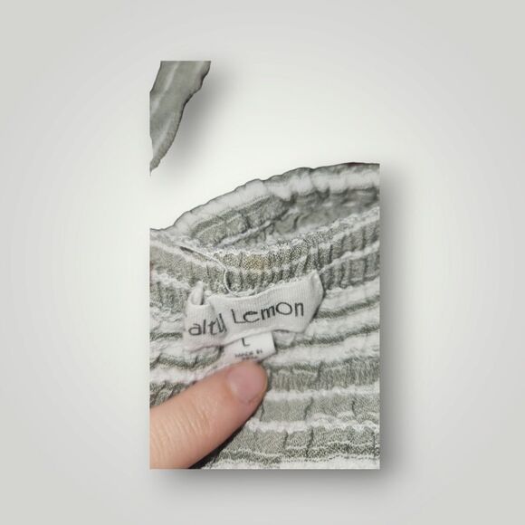 Salty Lemon Short Sleeve Top Green Print Square Tops Women's Size Large - Picture 6 of 7